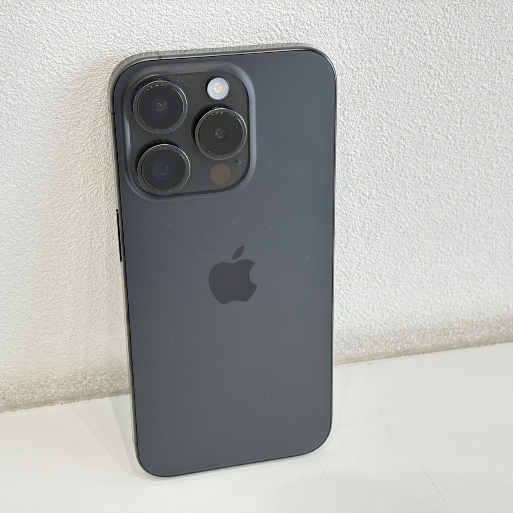 SIMロック解除(au)	iPhone15Pro 256GB ブラックチタニウム MTUC3J/A