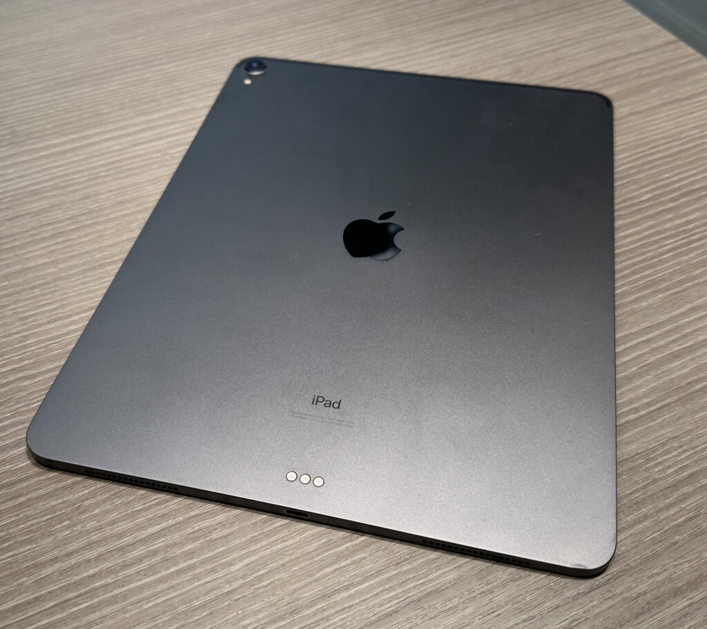 Apple iPad Pro 12.9インチ 第3世代 Wi-Fi 64GB スペースグレイ MTEL2J/A