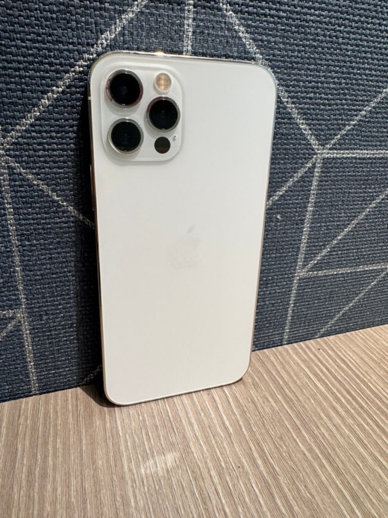 Apple iPhone12Pro 256GB シルバー MGMA3J/A