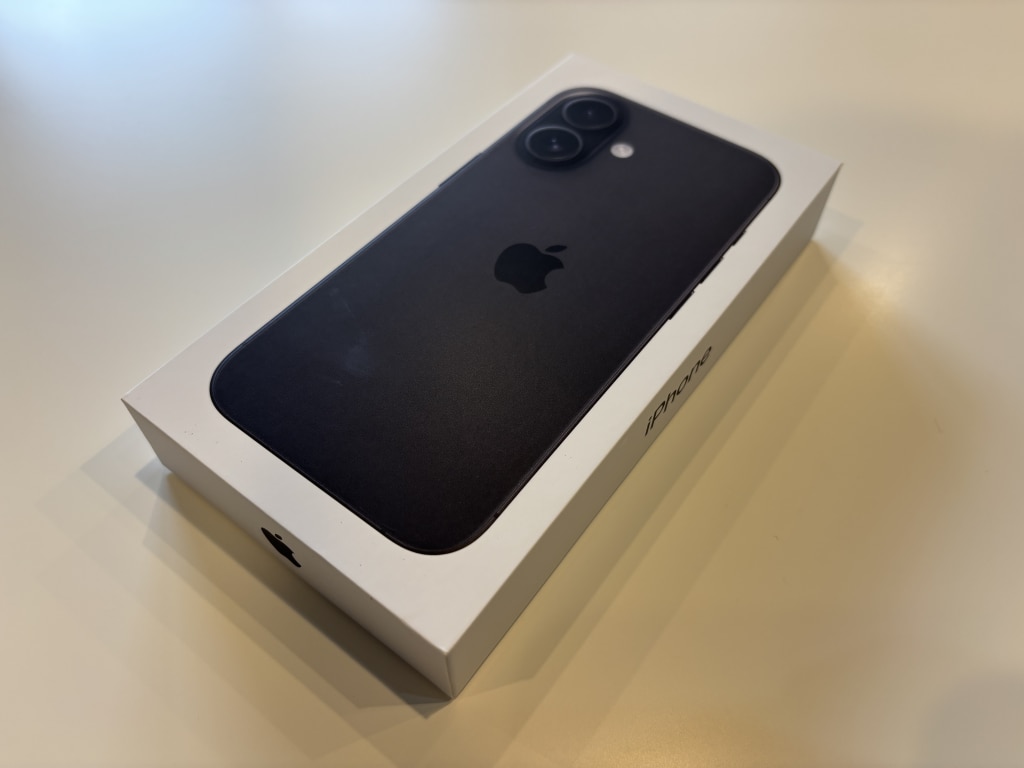 国内版SIMフリー iPhone16 128GB ブラック MYDQ3J/A