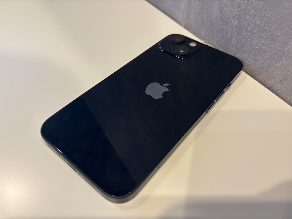 SIMロック解除(Softbank)iPhone13 128GB ミッドナイト MLNC3J/A