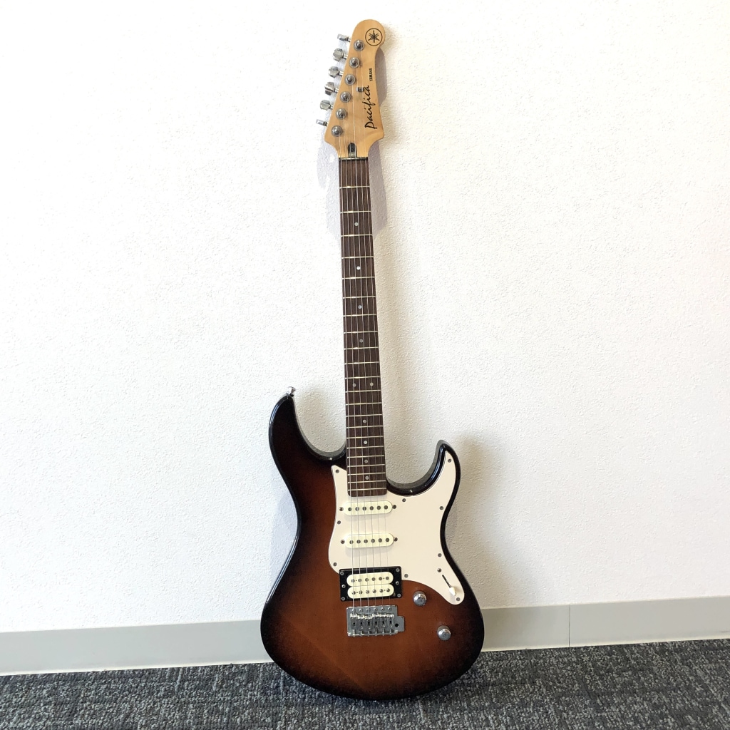 ヤマハ パシフィカ エレキギター PAC112V
