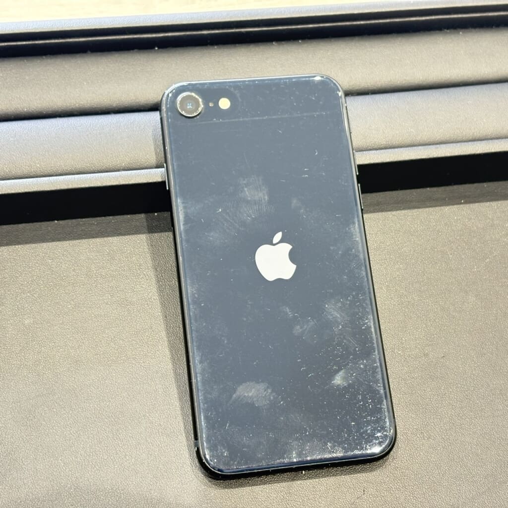 SIMロック解除(au) iPhoneSE3 64GB ミッドナイト NMYC3J/A