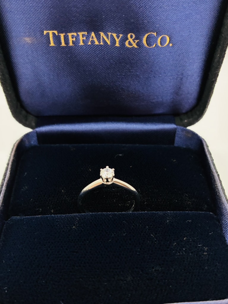 ティファニー ダイヤリング pt950 D0.21ct