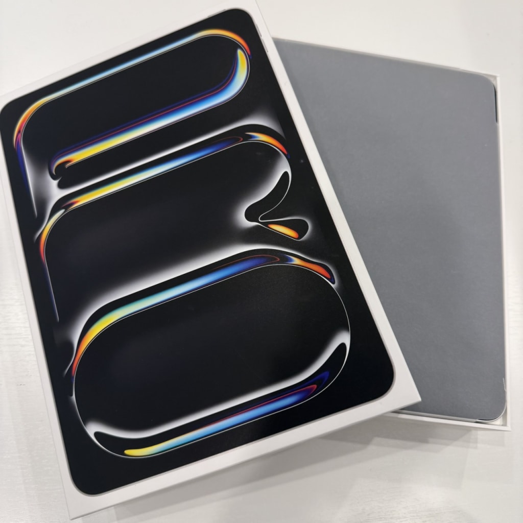 iPad Pro 11インチ（第5世代/M4/2024） Cellular 256GB シルバー MVW23J/A