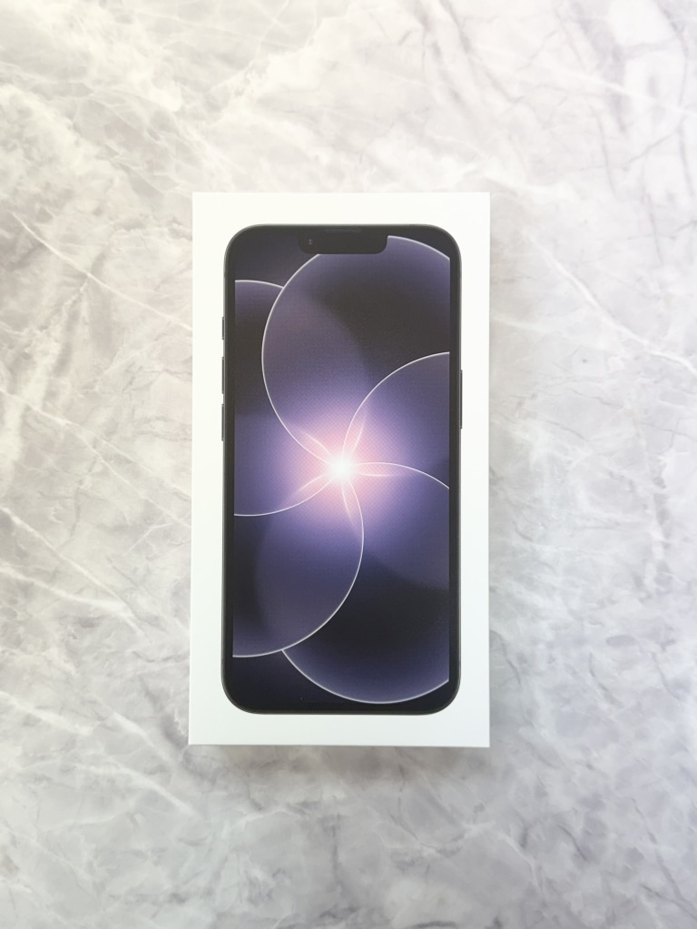 Apple iPhone17e 256GB ブラック MHRN4J/A