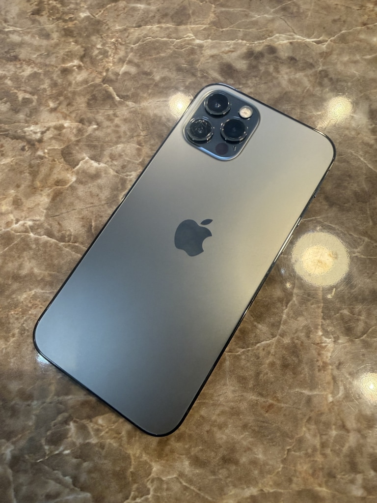 Apple iPhone12 Pro 128GB グラファイト MGM53J/A