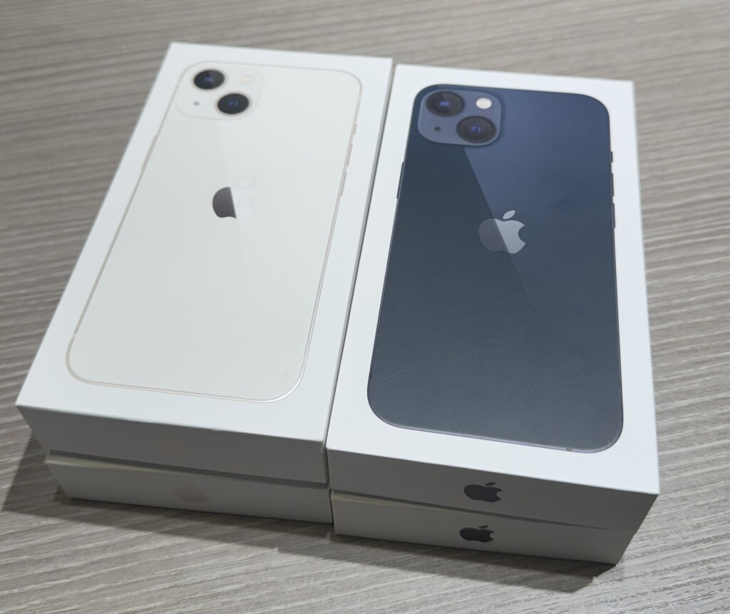 Apple iPhone13 128GB ミッドナイト MLNC3J/A