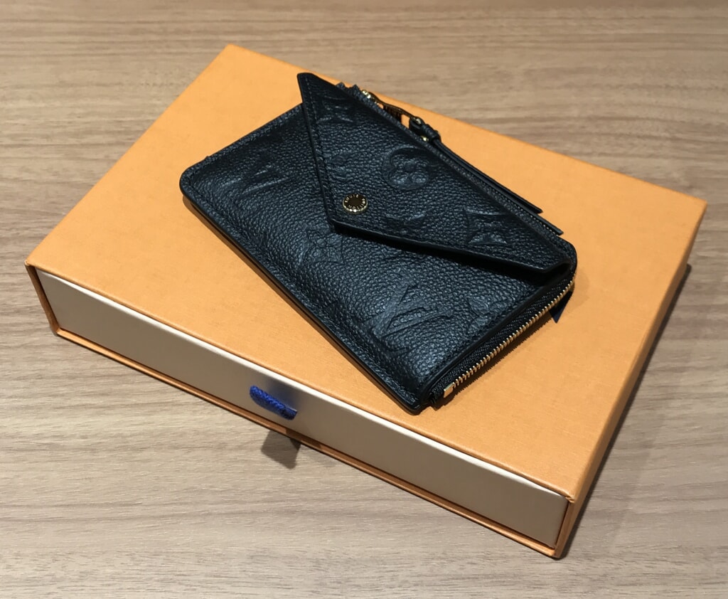 ルイヴィトン ポルト カルト・レクト ヴェルソ M69421