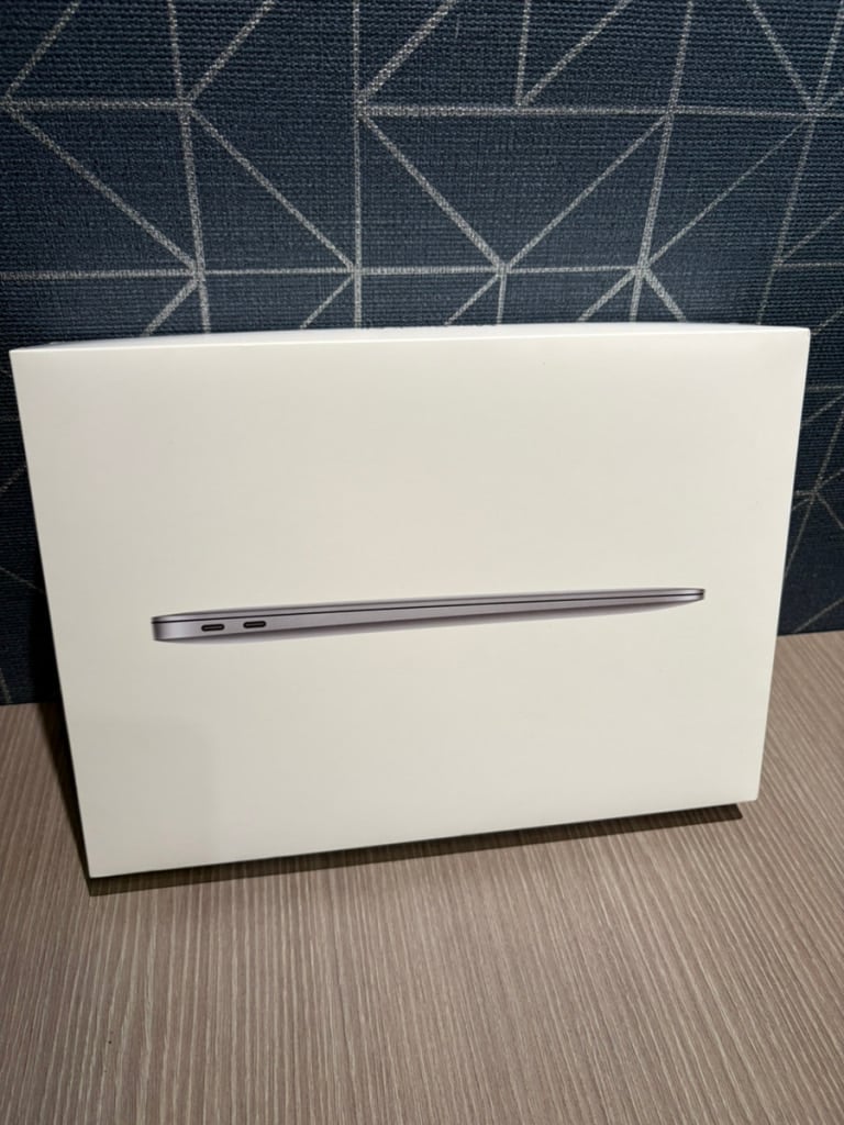 Apple MacBook Air 13インチ 2020 M1 8GB 256GB スペースグレイ MGN63J/A