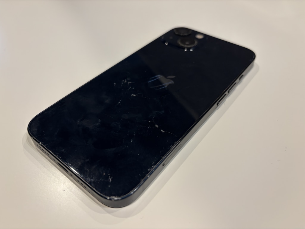 SIMロック解除(docomo) iPhone13 128GB ミッドナイト MLNC3J/A