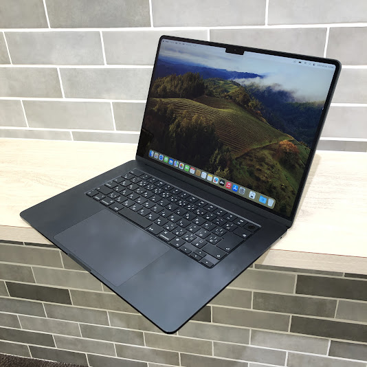Apple MacbookAir 2024 M3 15インチ 16GB/1TB
