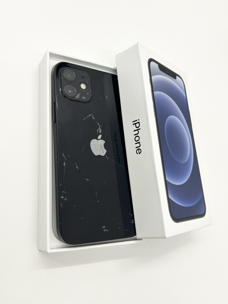 SIMロック解除(Softbank) iPhone12 64GB ブラック MGHN3J/A