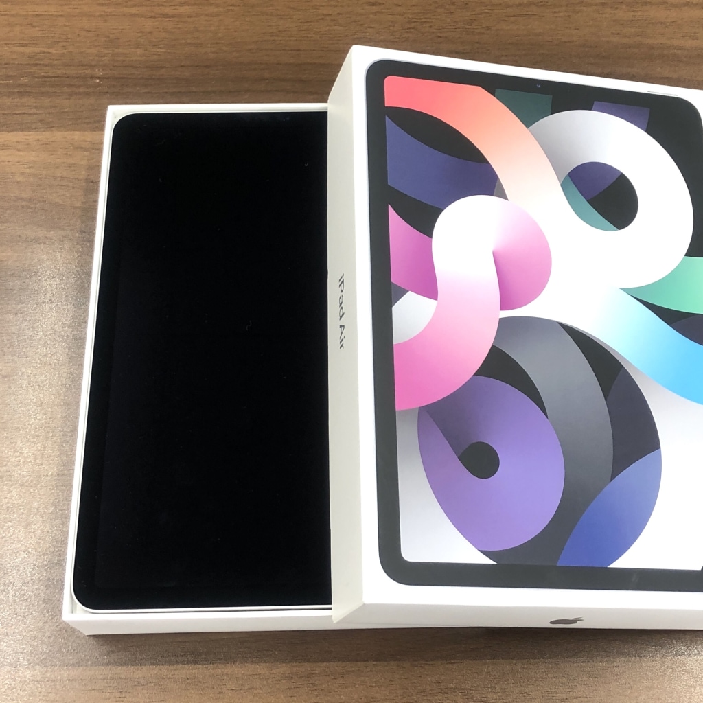 Apple iPad Air 第4世代 Wi-Fiモデル 256GB シルバー MYFW2J/A