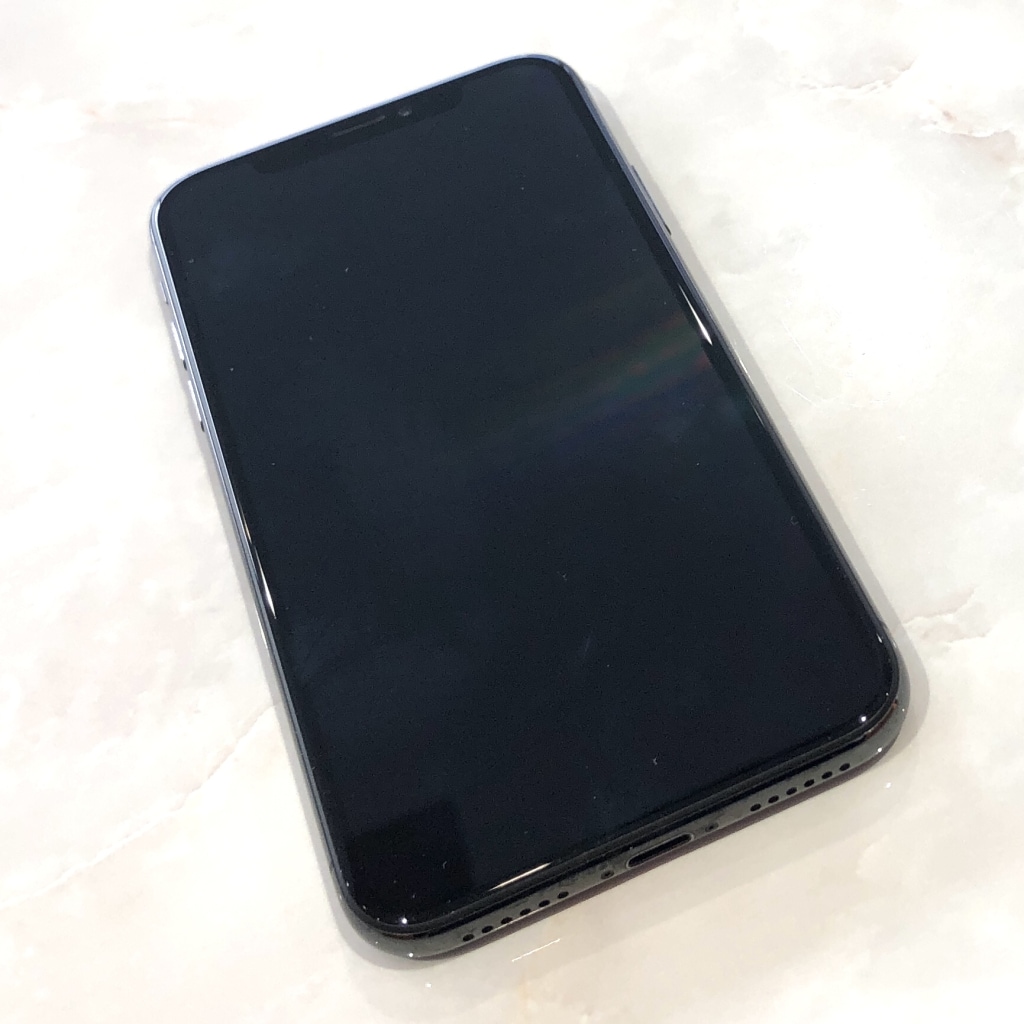 au iPhoneX 256GB スペースグレイ NQC12J/A
