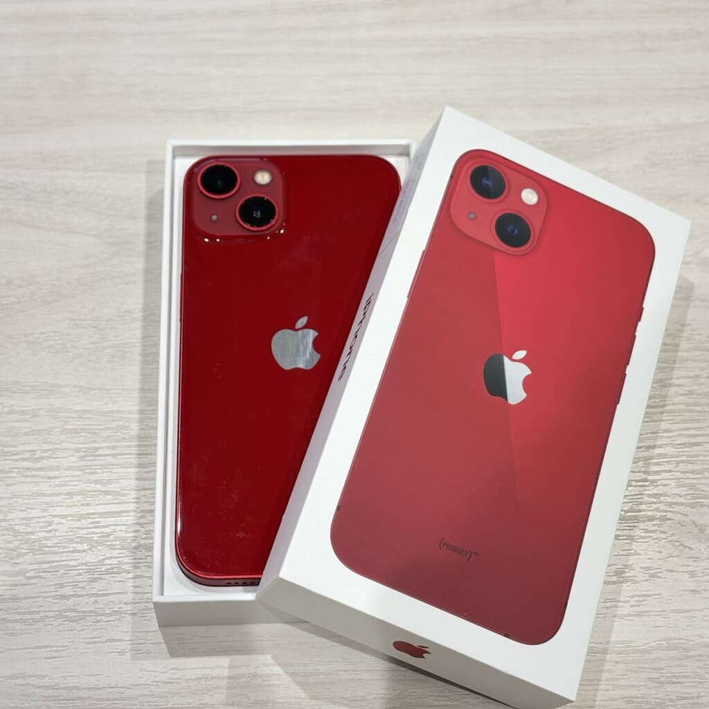 SIMロック解除(au) iphone13 256GB レッド MLNL3J/A