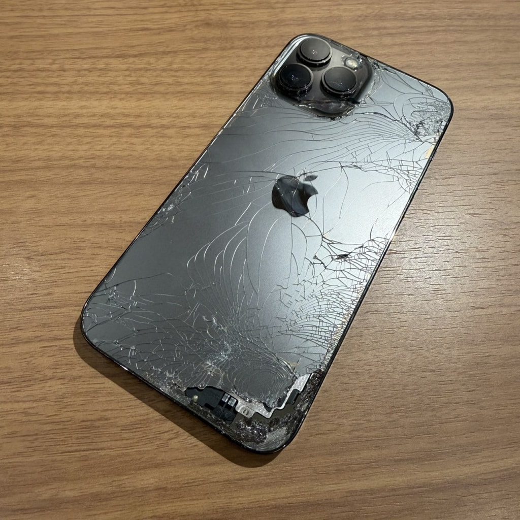 SIMロック解除(Softbank) iPhone13ProMax 128GB グラファイト NLJ43J/A