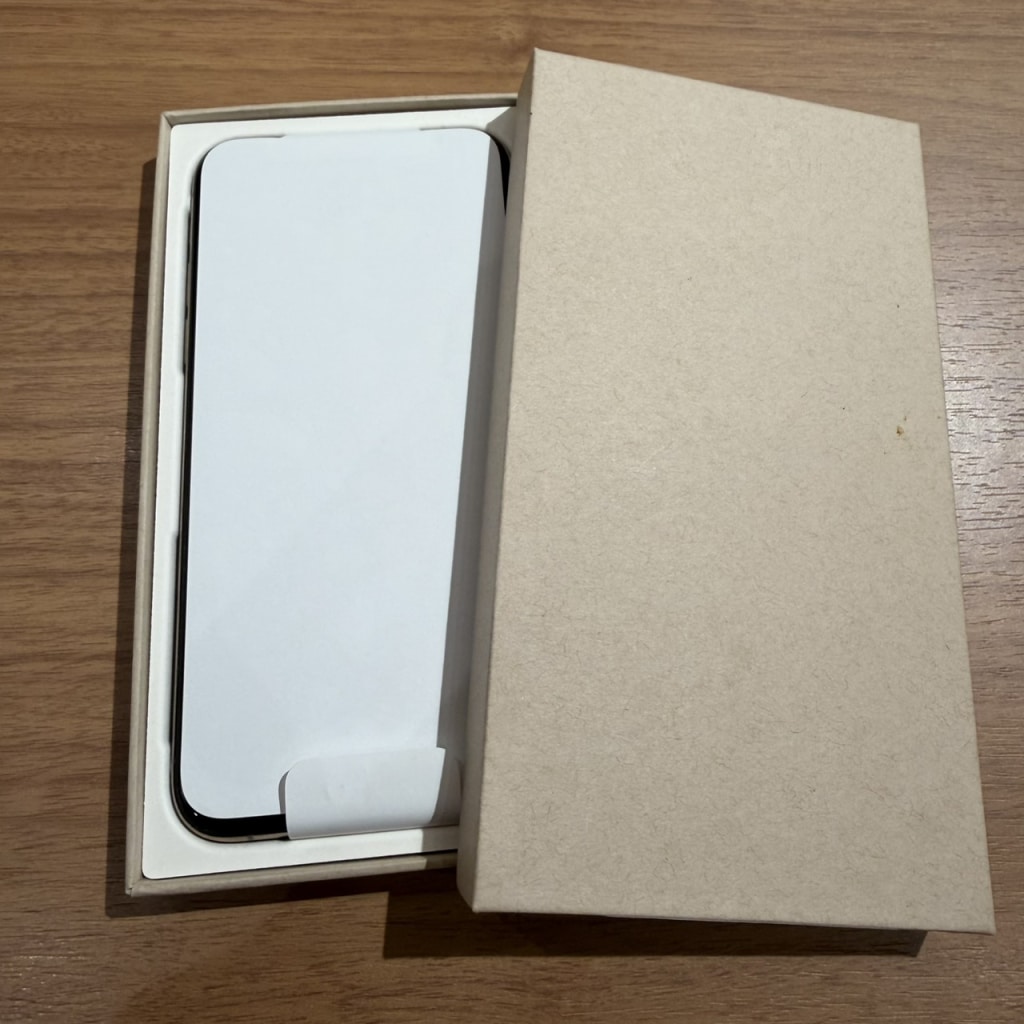国内版SIMフリー iPhoneXs 512GB ゴールド NTE52J/A