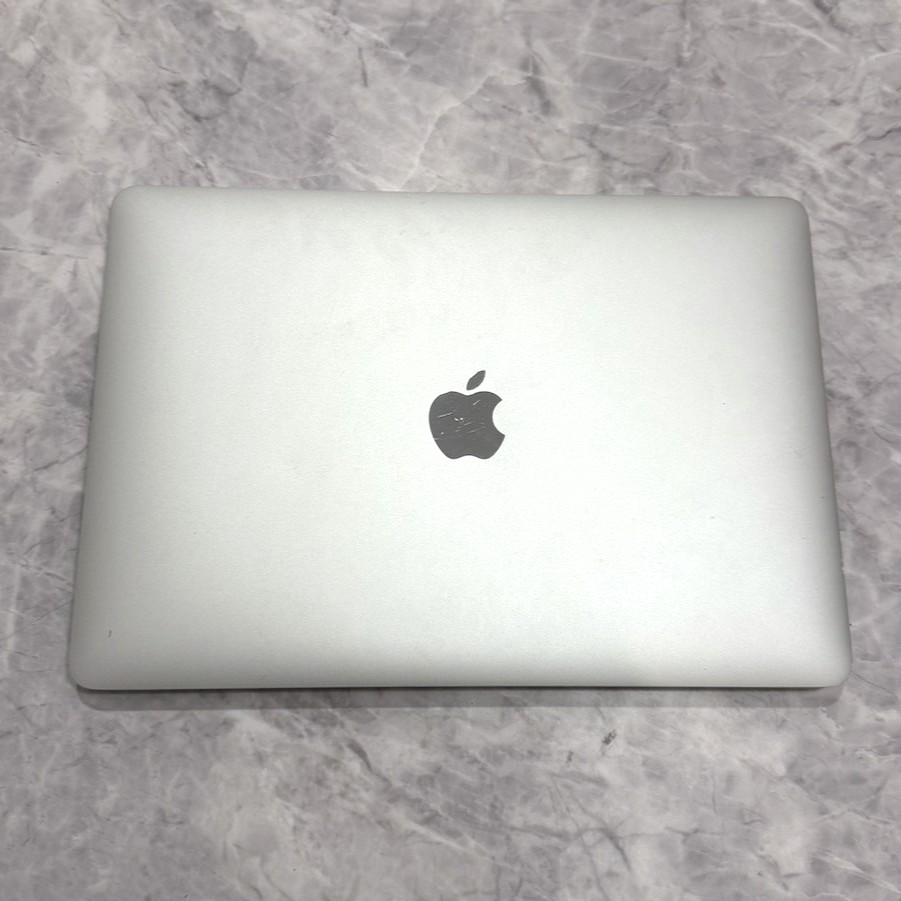 MacBook Air Retina 13インチ (Late 2020) Apple M1 8コア メモリ8GB SSD256GB シルバー MGN93X/A 海外モデル