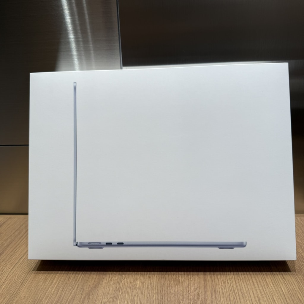 MacBook Air  M4チップ 13.6インチ 16GB 512GB スカイブルー MC6U4J/A