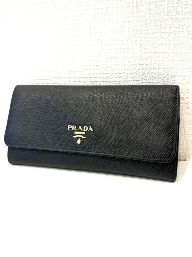 プラダ 二つ折り 長財布 1MH132
