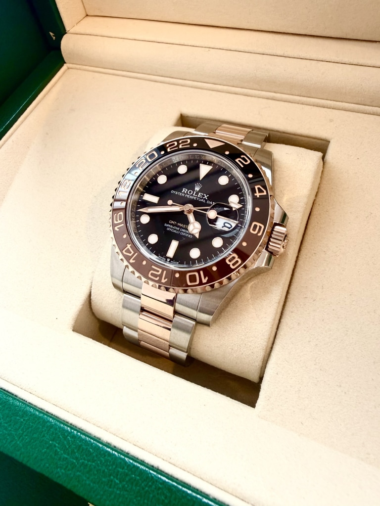 ROLEX ロレックス GMTマスターⅡ 126711CHNR 黒文字盤