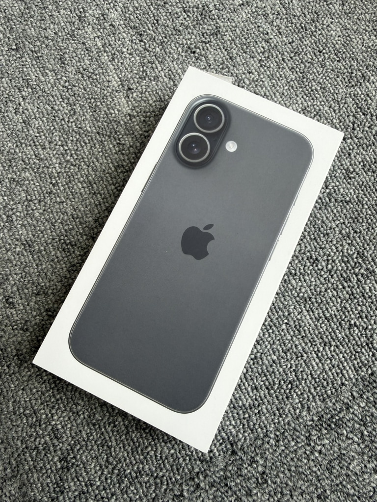 Apple iPhone17 512GB ブラック MG6D4J/A