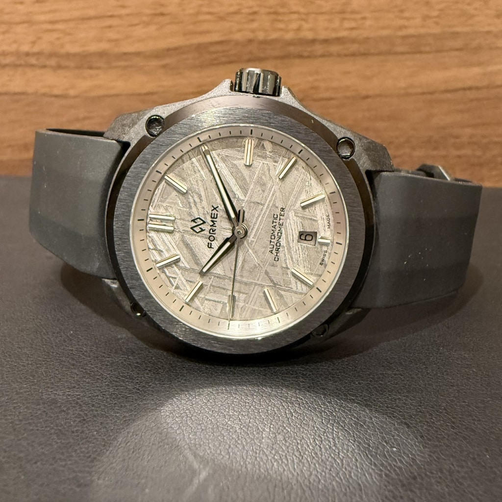 フォーメックス エッセンス レジェーラ 41mm スペースロック Ref. 0331.9.6399