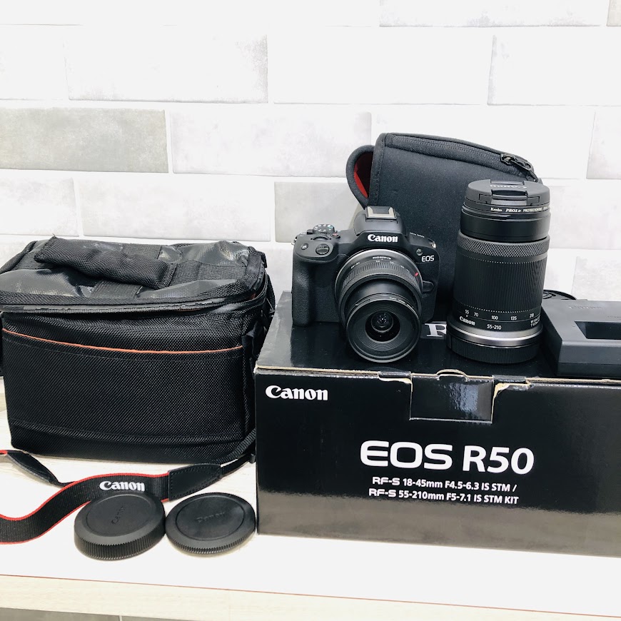 キャノン EOS R50 ダブルズームレンズキット