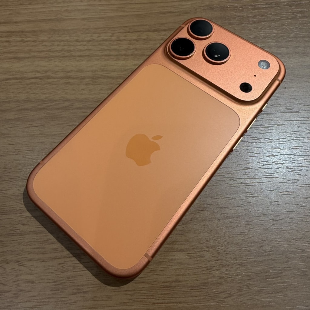 SIMロック解除(au) iPhone17 Pro 256GB コズミックオレンジ MG864J/A