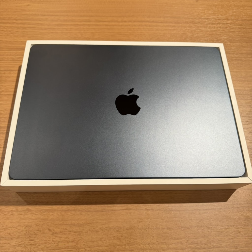 MacBook Air 2024 M3 8GB 256GB ミッドナイト MRXV3J/A