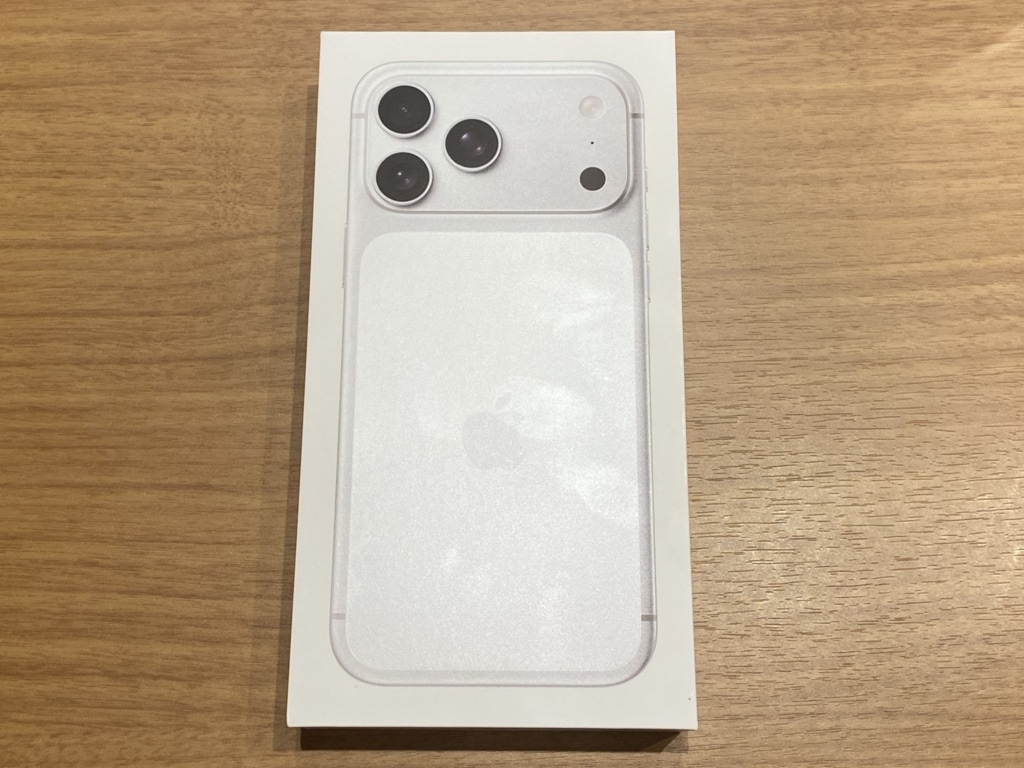 国内版SIMフリー iPhone17 Pro Max 512GB シルバー MFYC4J/A