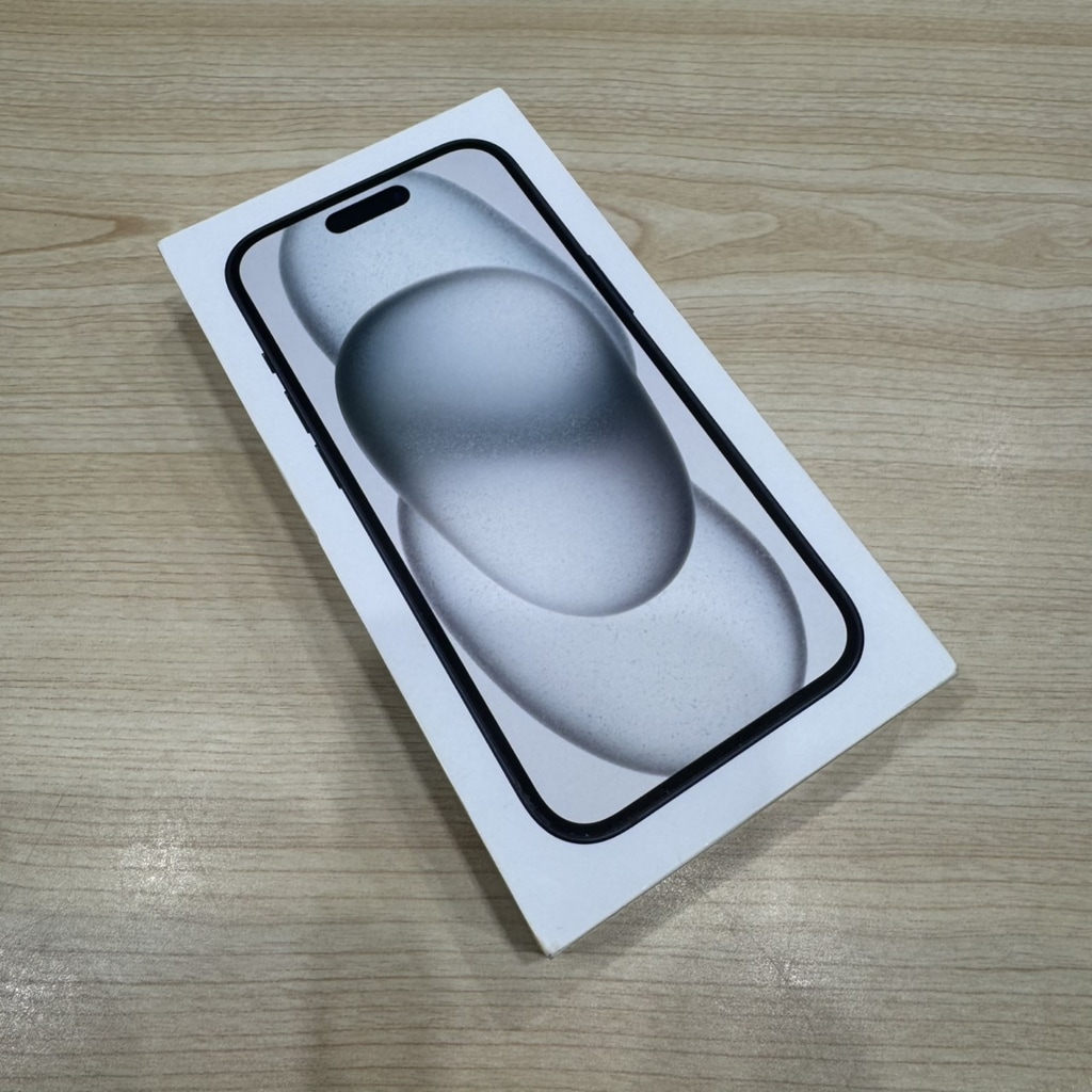 国内版SIMフリー iPhone15 256GB ブラック MTMN3J/A