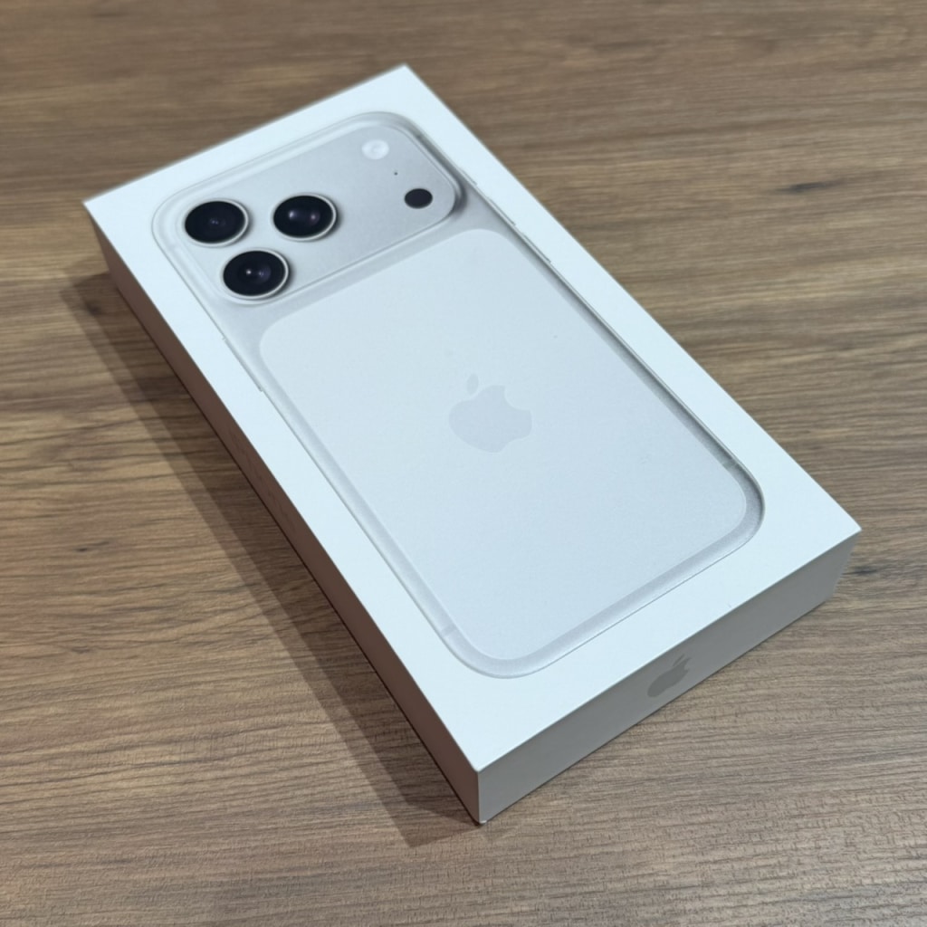 iPhone17 Pro 256GB シルバー MG854J/A