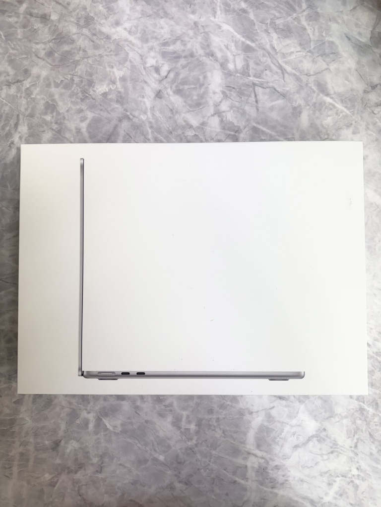 Apple MacBook Air 13インチ M5 2026 16GB 512GB シルバー MDH74J/A