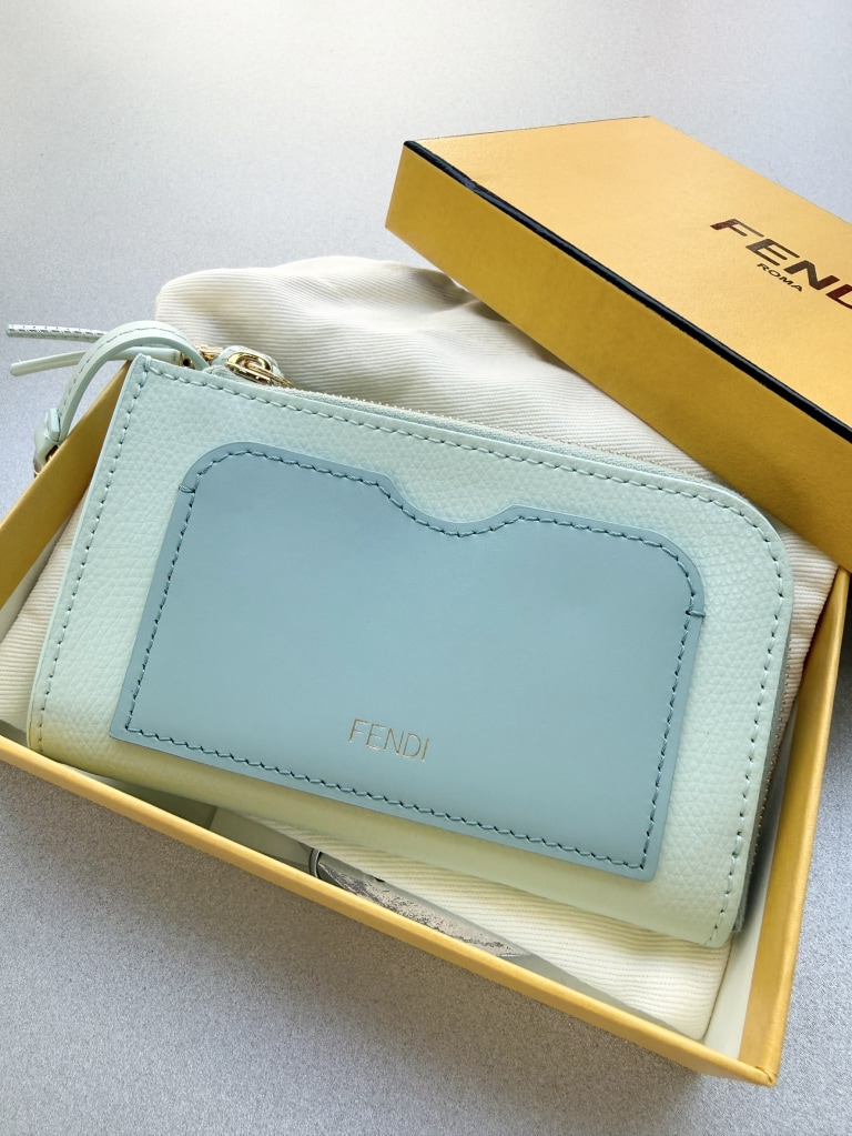 FENDI フェンディ FFダイヤモンド カードケース