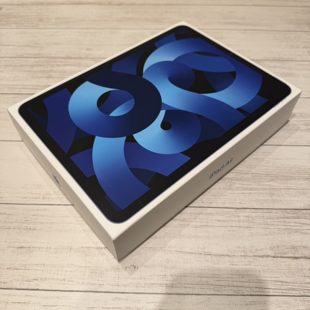 iPad Air 10.9インチ 第5世代 Wi-Fi 256GB ブルー MM9N3J/A