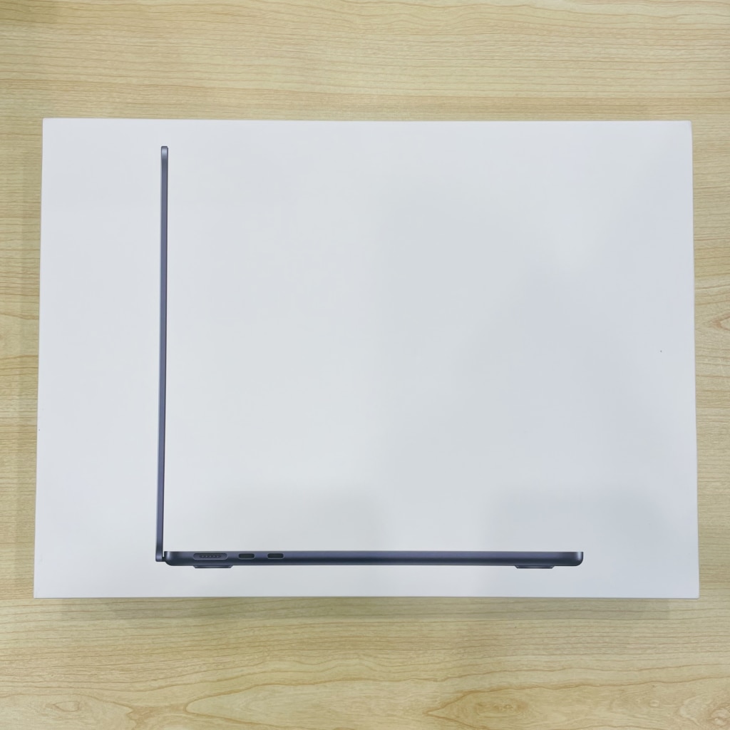 MacBook Air 13インチ M3 16GB 512GB ミッドナイト MXCV3J/A