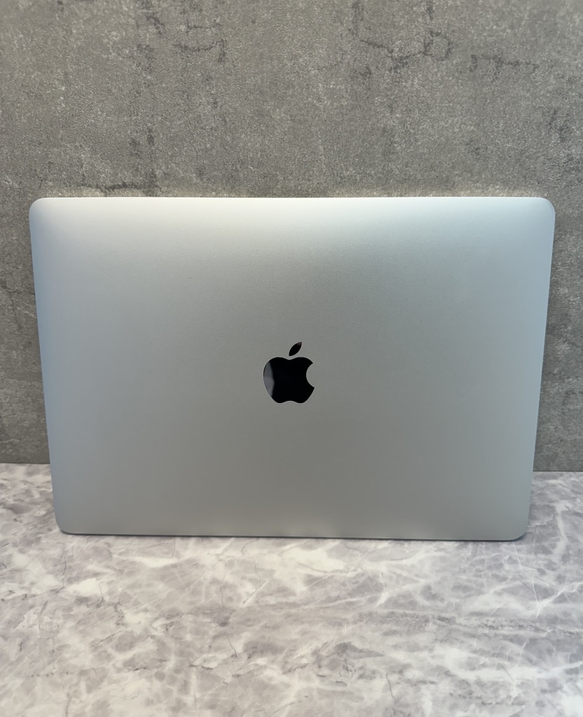 Apple Macbook Pro M1 8GB 256GB