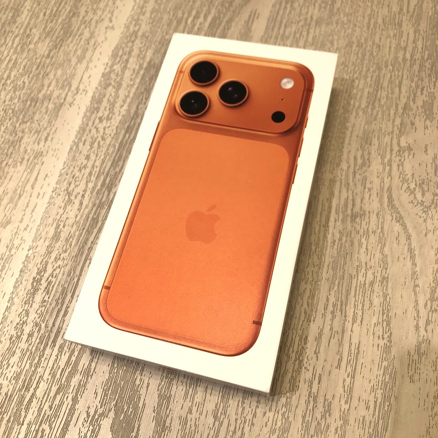 SIMロック解除(docomo) iPhone17 Pro 256GB コズミックオレンジ MG864J/A