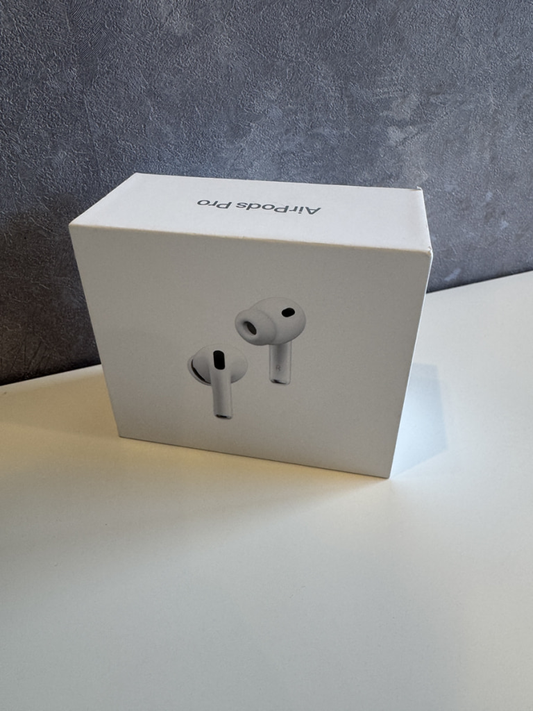 AirPods Pro 第3世代 MFHP4J/A