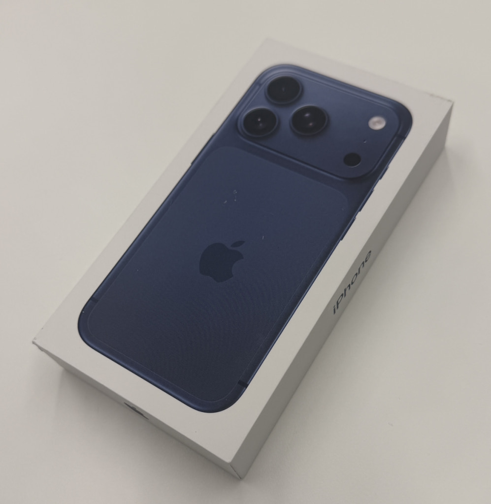 iPhone17 Pro 512GB ディープブルー MG8C4J/A