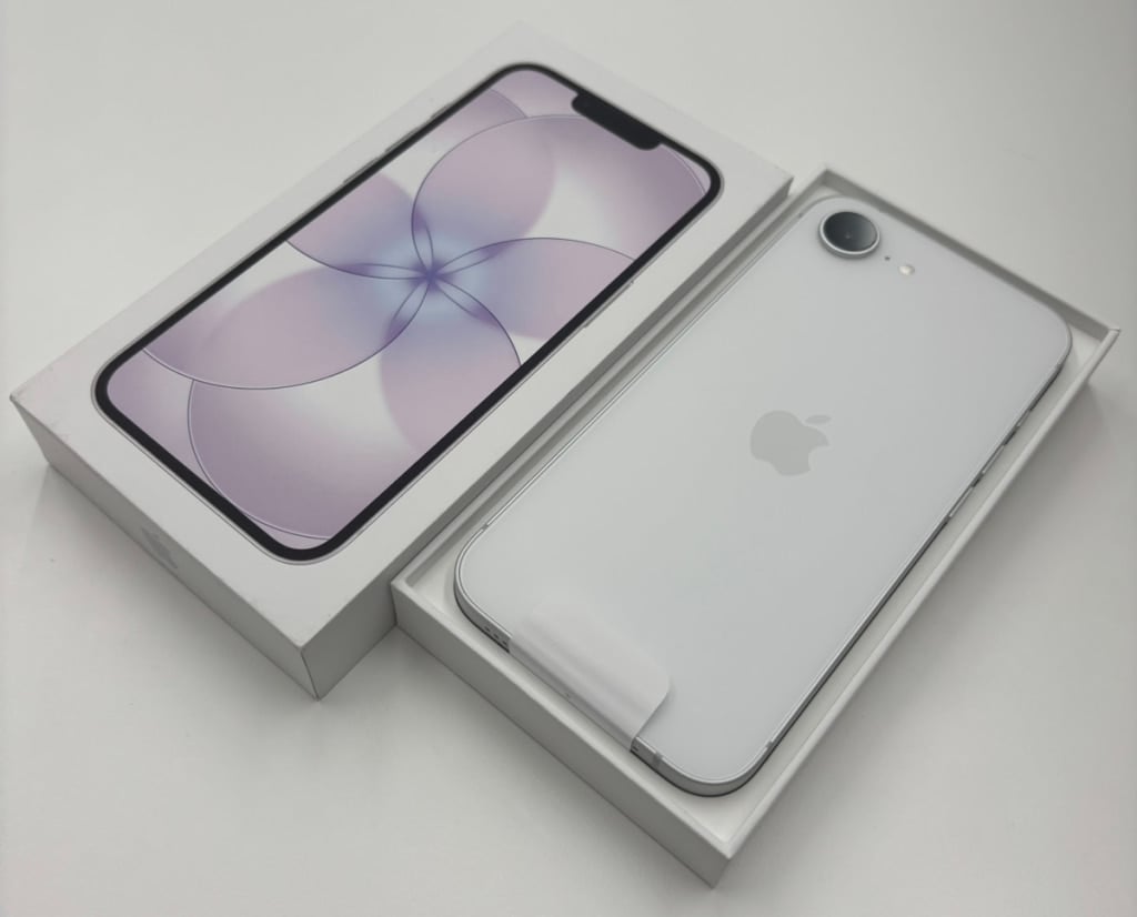 国内版SIMフリー iPhone17e 256GB ホワイト MHRP4J/A