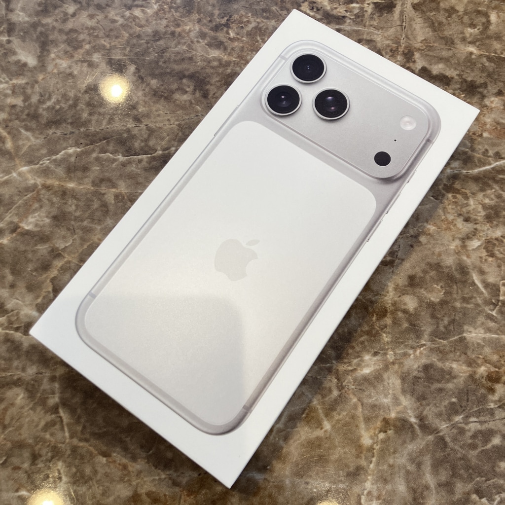 国内版SIMフリー iPhone17 Pro Max 512GB シルバー MFYC4J/A