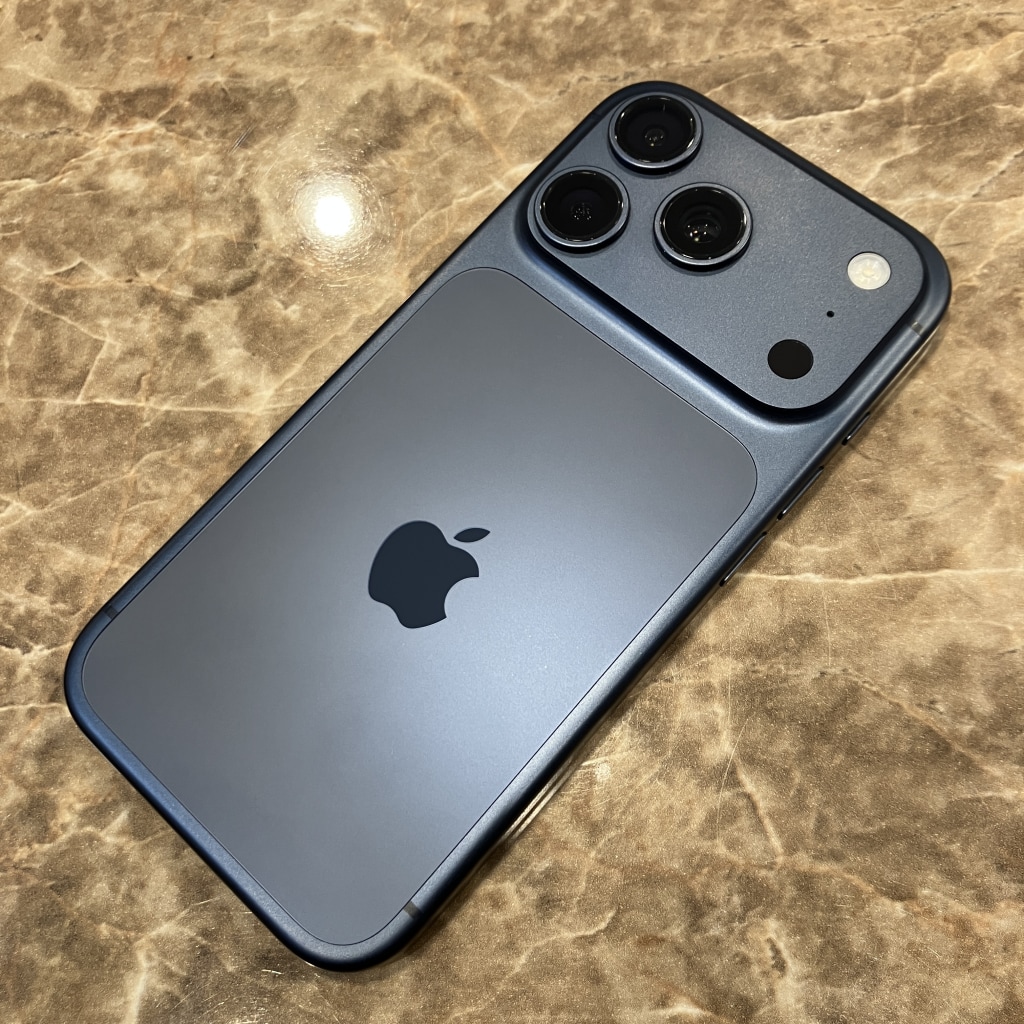 SIMロック解除(au) iPhone17 Pro 256GB ディープブルー MG874J/A