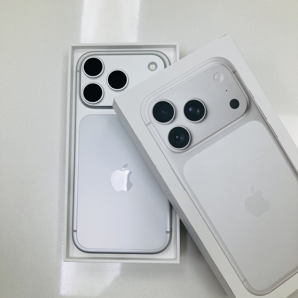 SIMロック解除(softbank) iPhone17 Pro 512GB シルバー MG894J/A