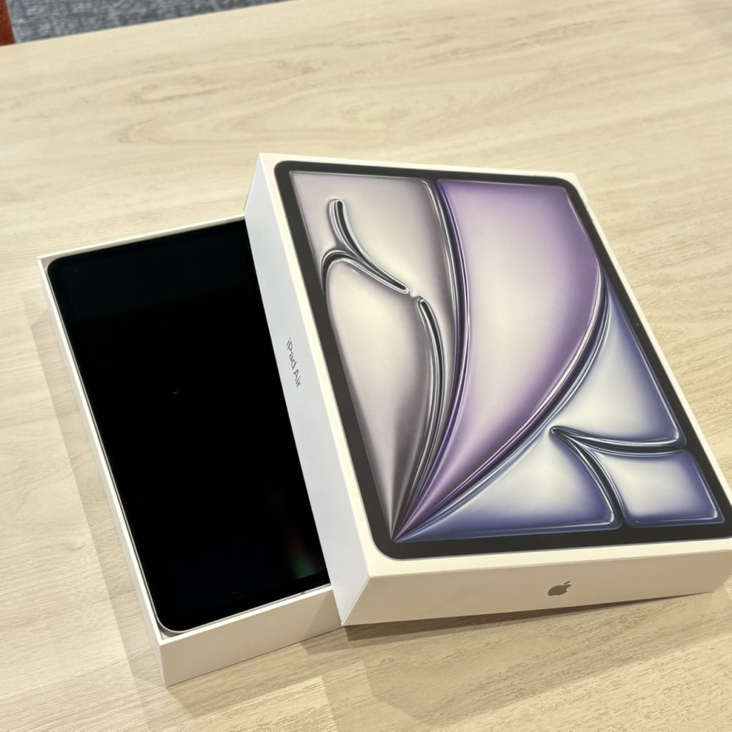 iPad Air 13インチ (M4) Wi-Fi+cellularモデル 256GB スペースグレイ MH9H4J/A