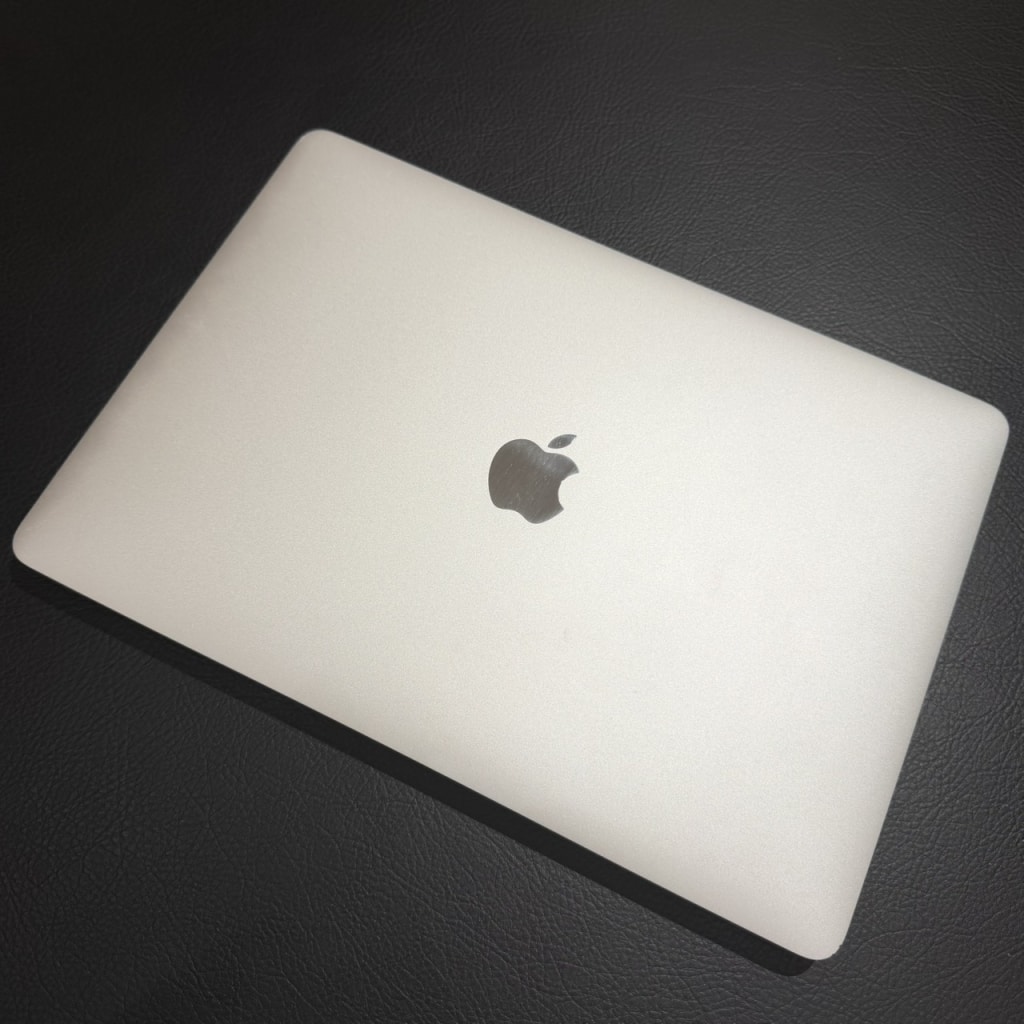Apple MacBook Air 13インチ M1 2020 8GB 256GB A2337