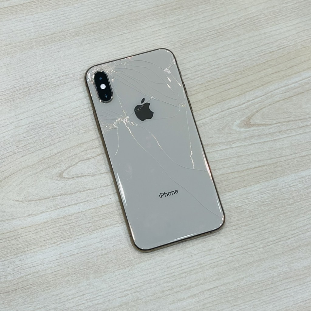 SIMロック解除(au) iPhoneXS 256GB ゴールド MTE22J/A