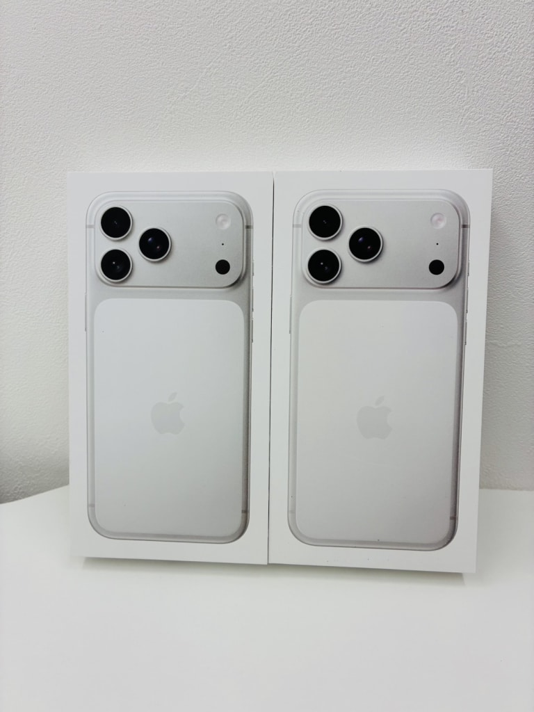 iPhone 17 Pro Max 1TB MFYF4J/A シルバー